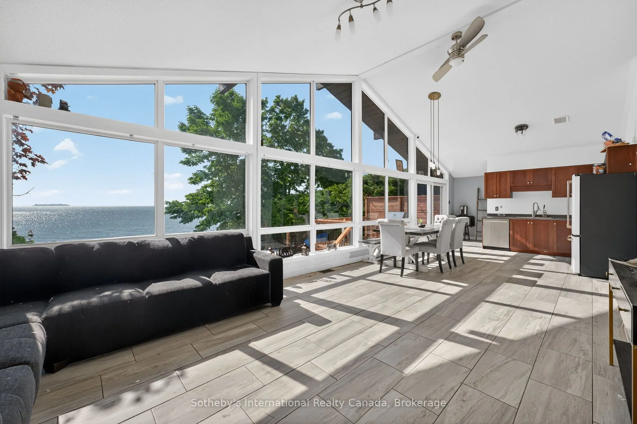 211 Moon Point Drive