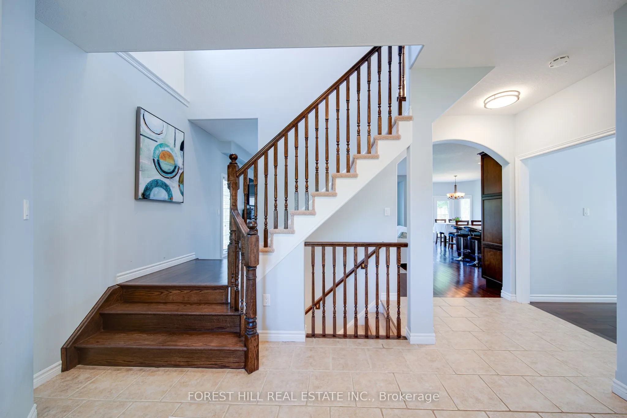 54 Chamberlain Crescent