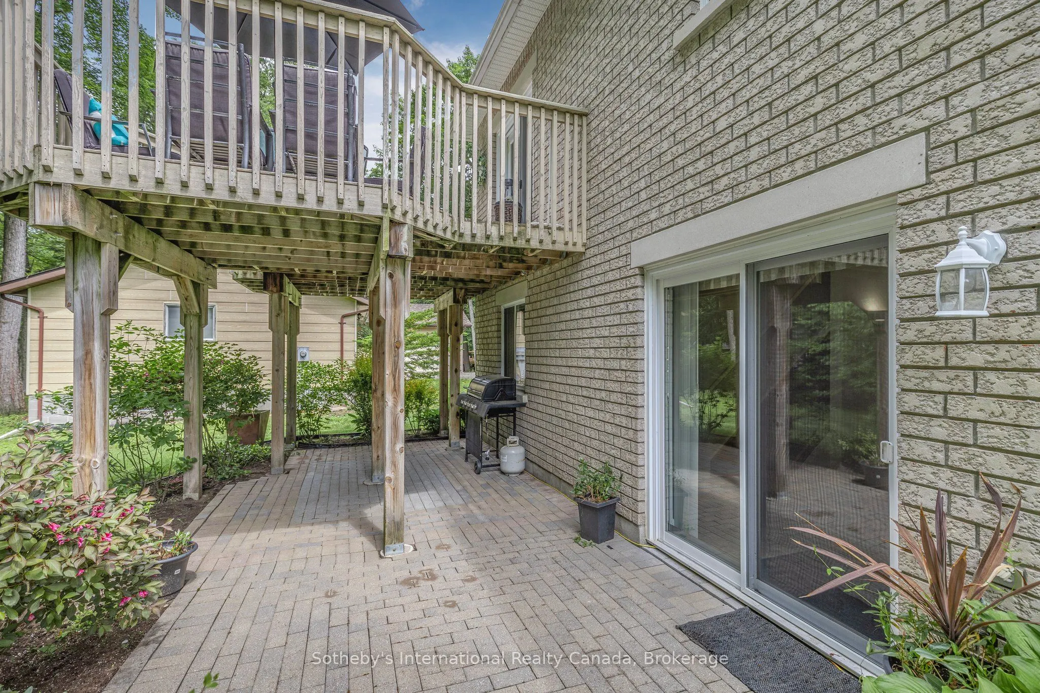 62 Oliver Drive