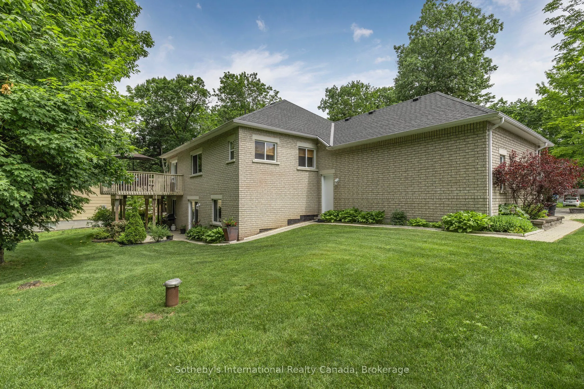 62 Oliver Drive