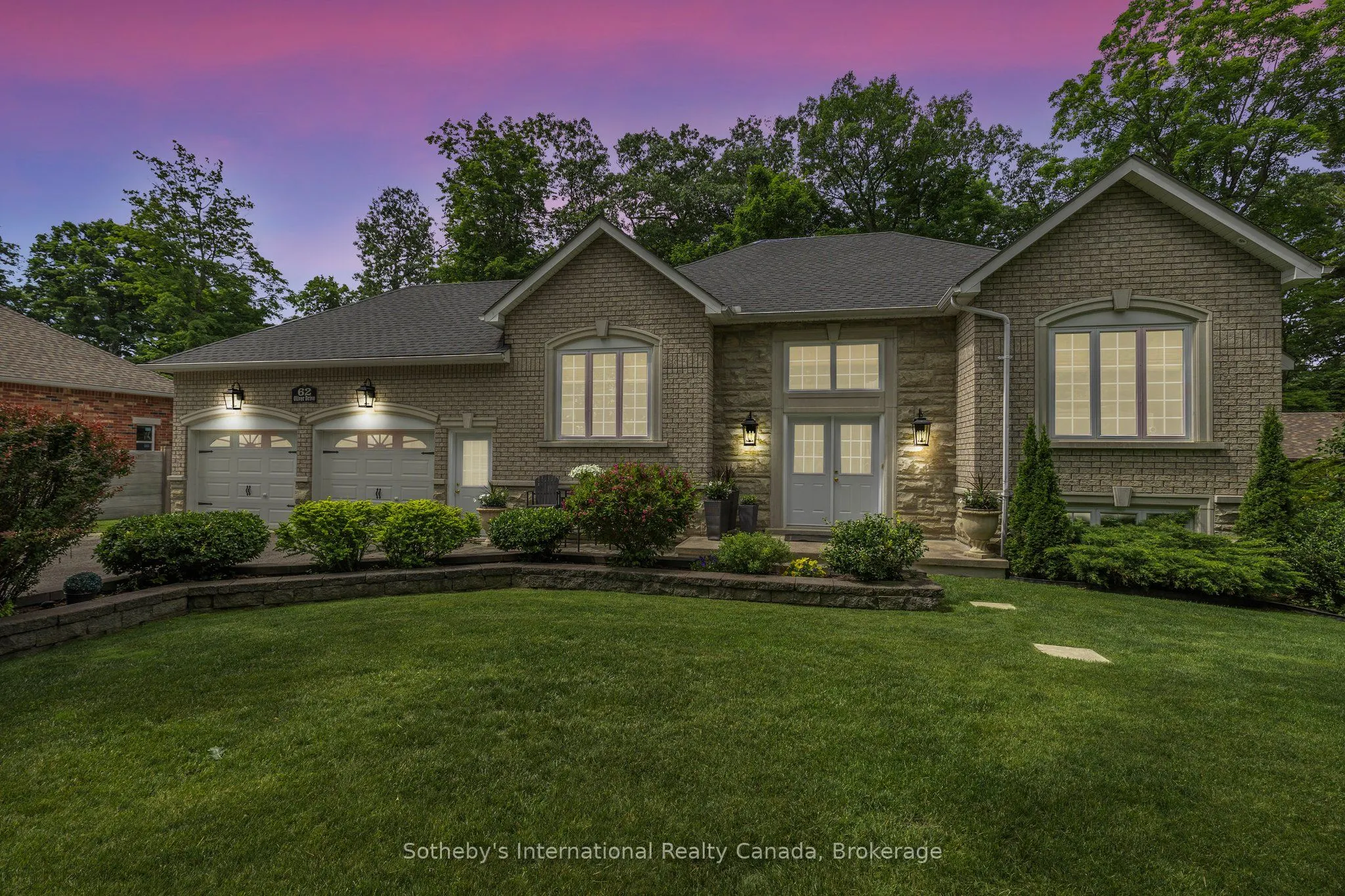 62 Oliver Drive
