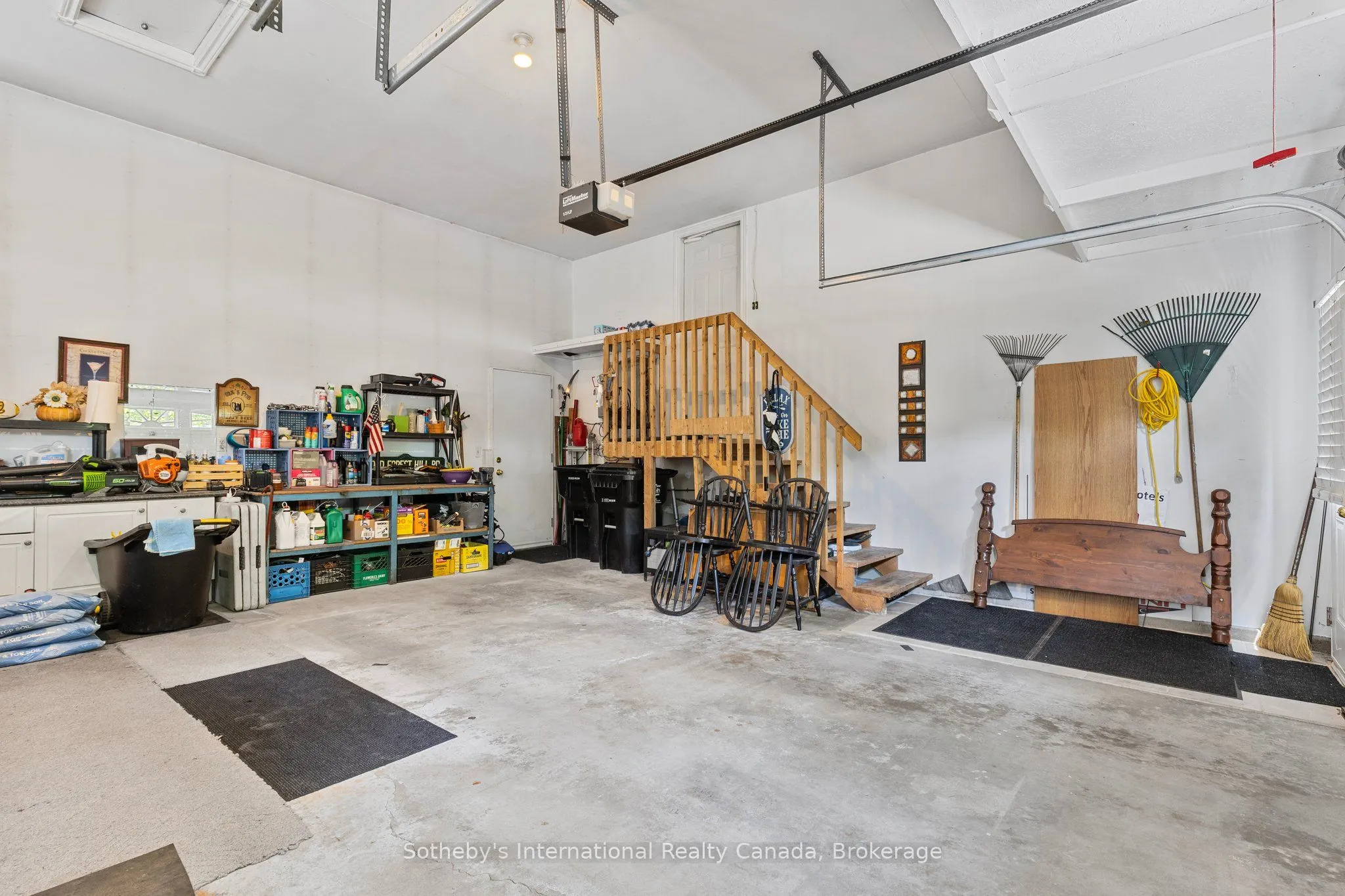62 Oliver Drive