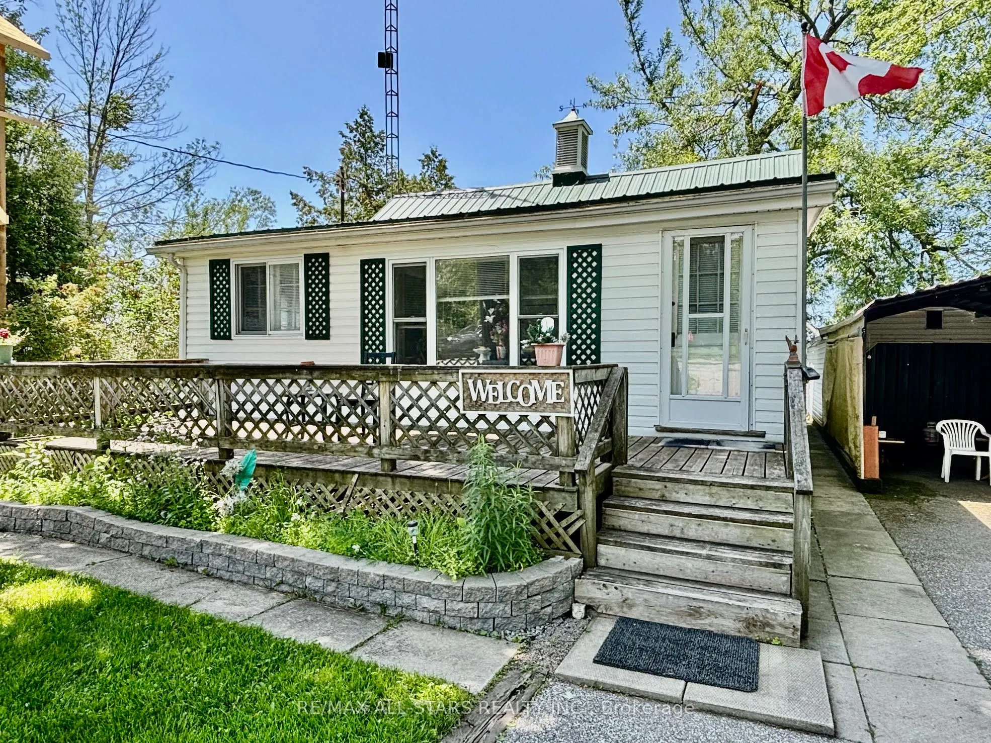 2644 Lakeshore Drive