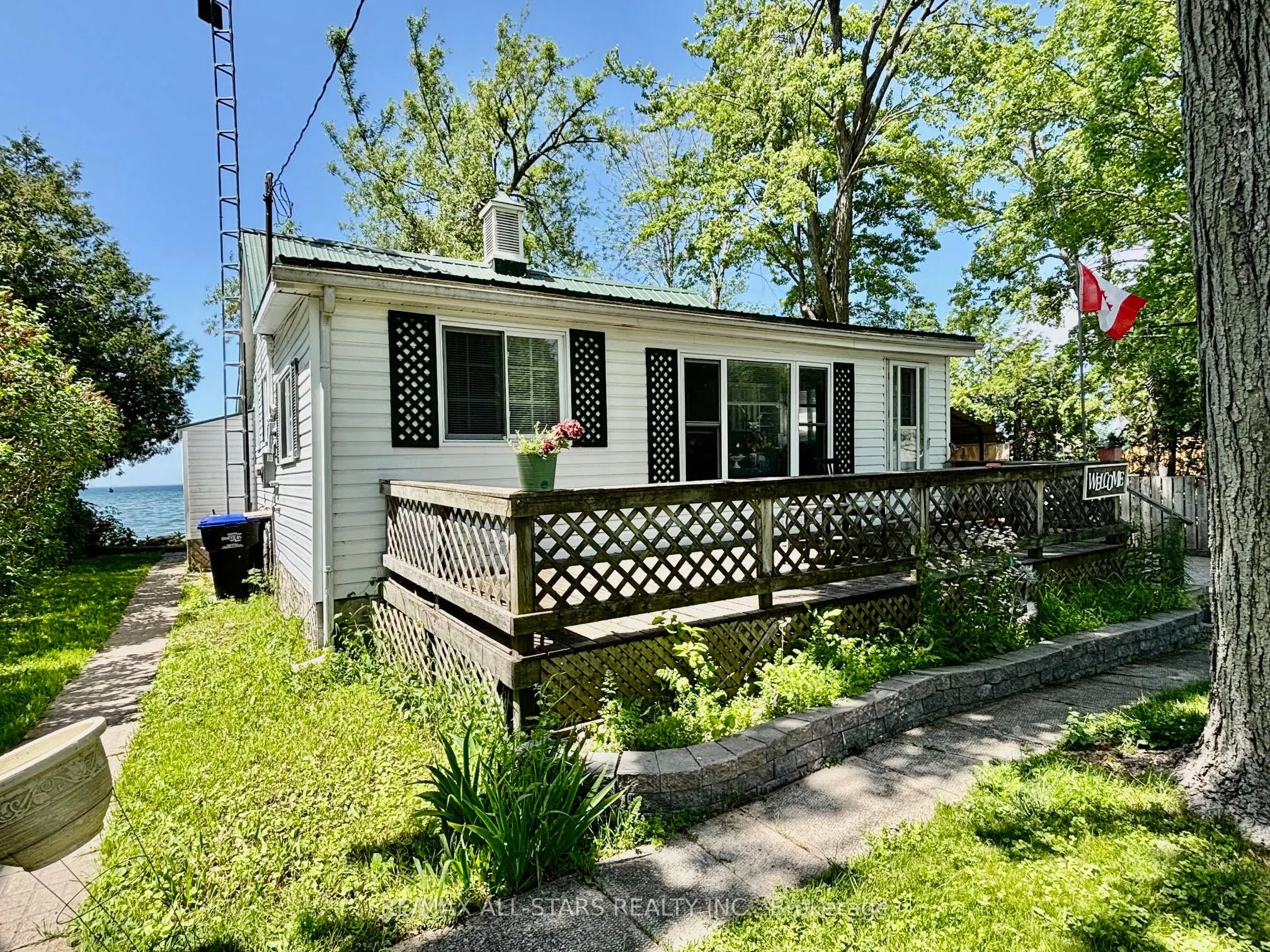2644 Lakeshore Drive