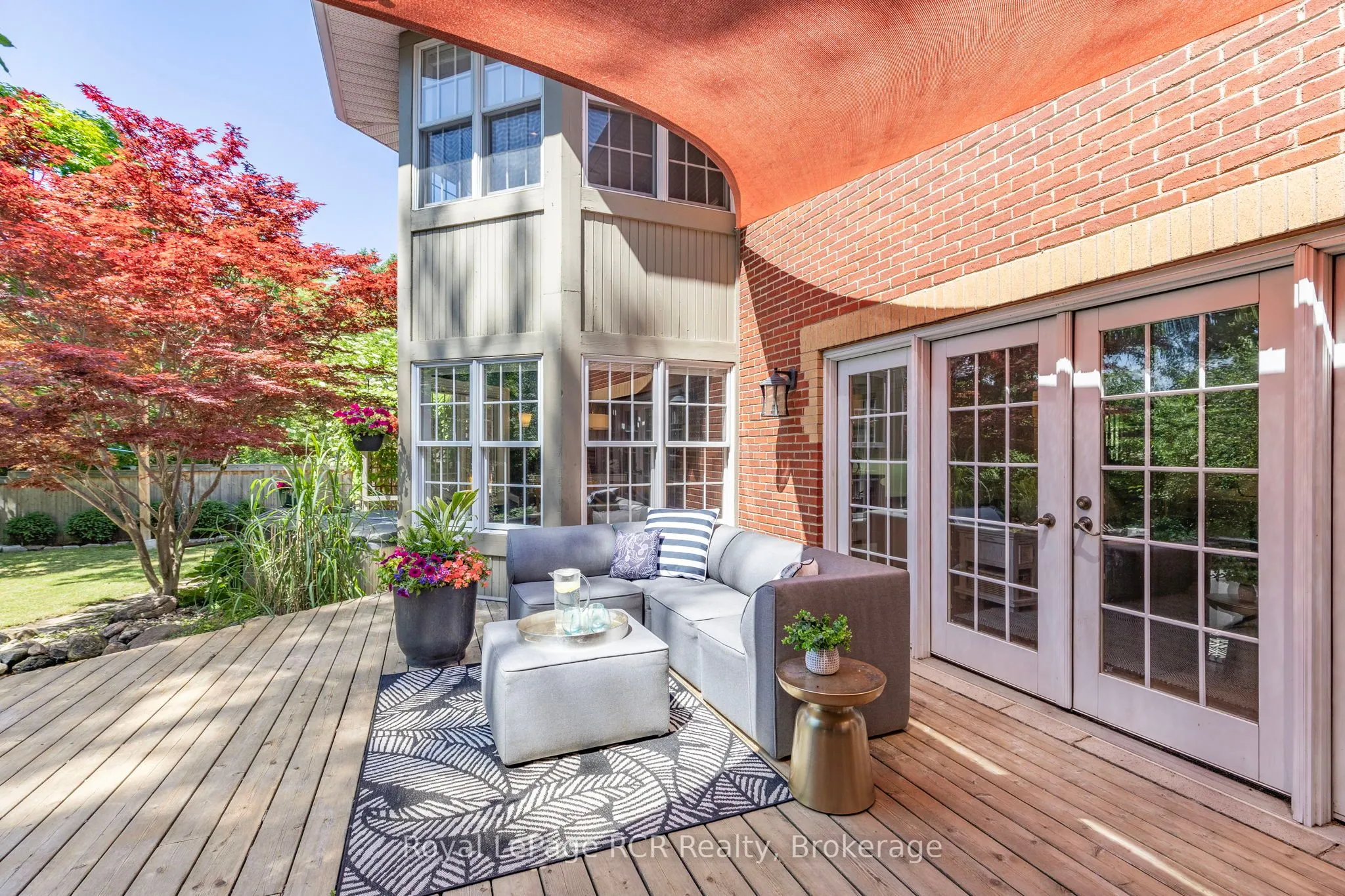 6 Carmichael Crescent
