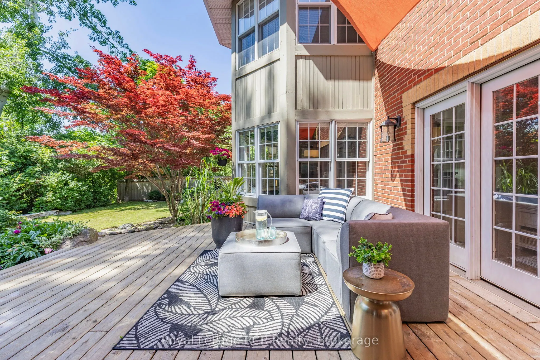 6 Carmichael Crescent