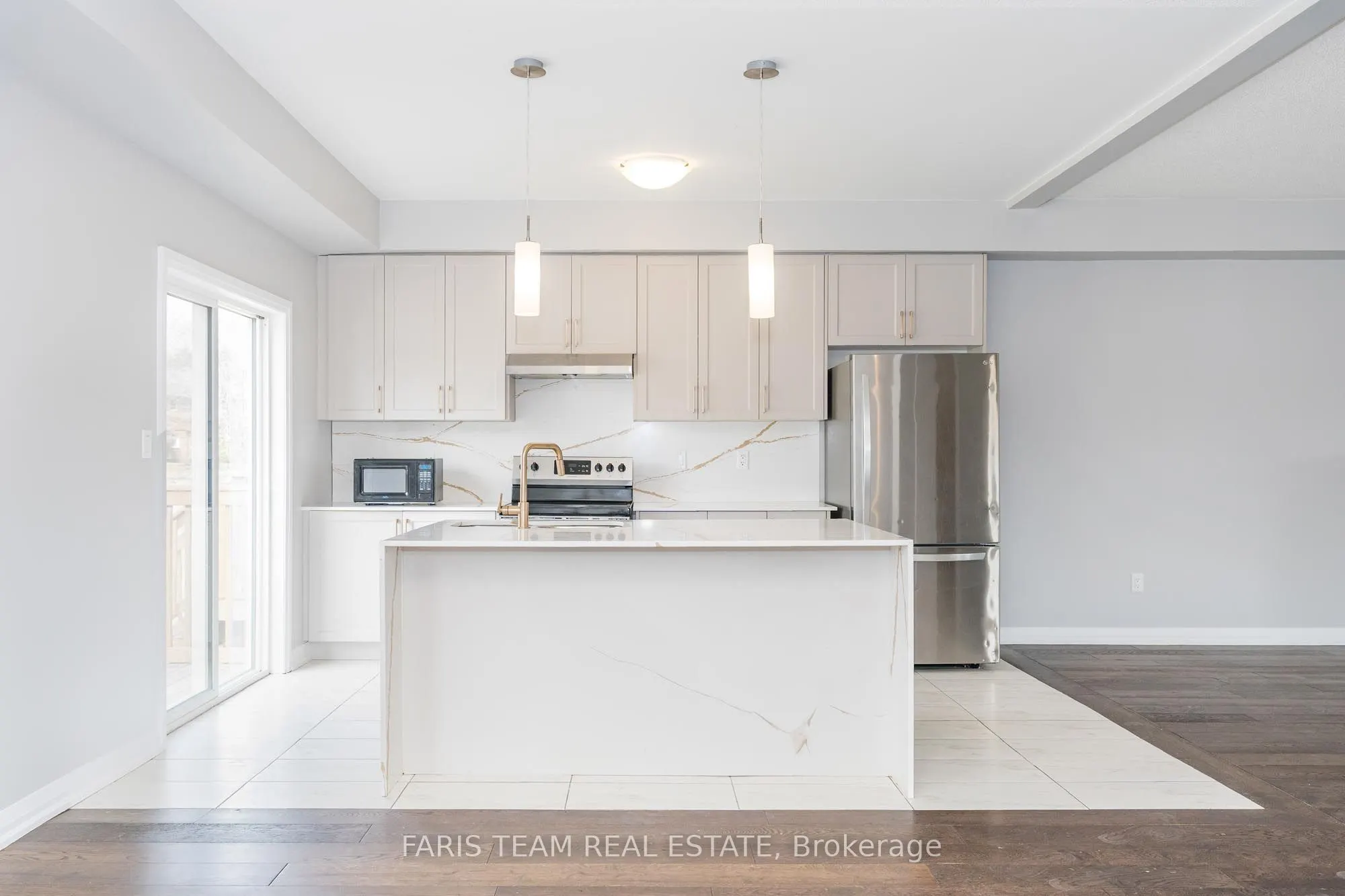 43 Lahey Crescent