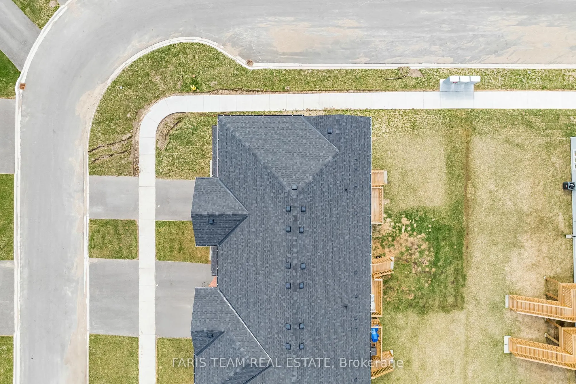 43 Lahey Crescent