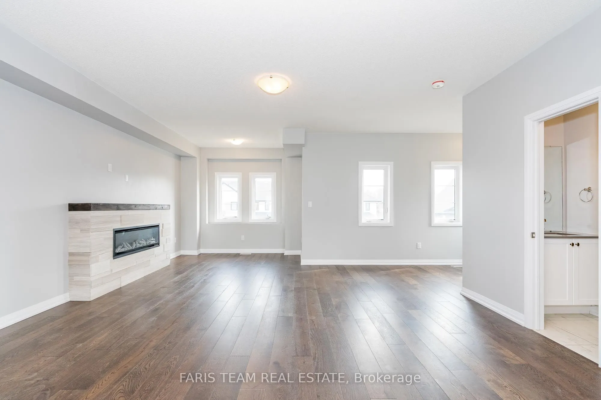 43 Lahey Crescent