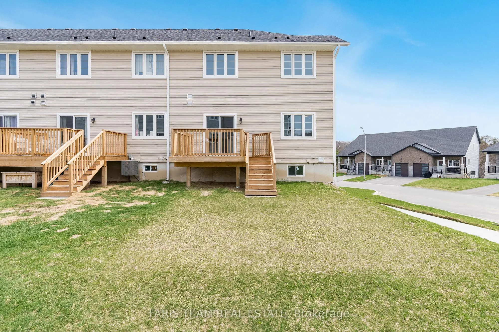 43 Lahey Crescent