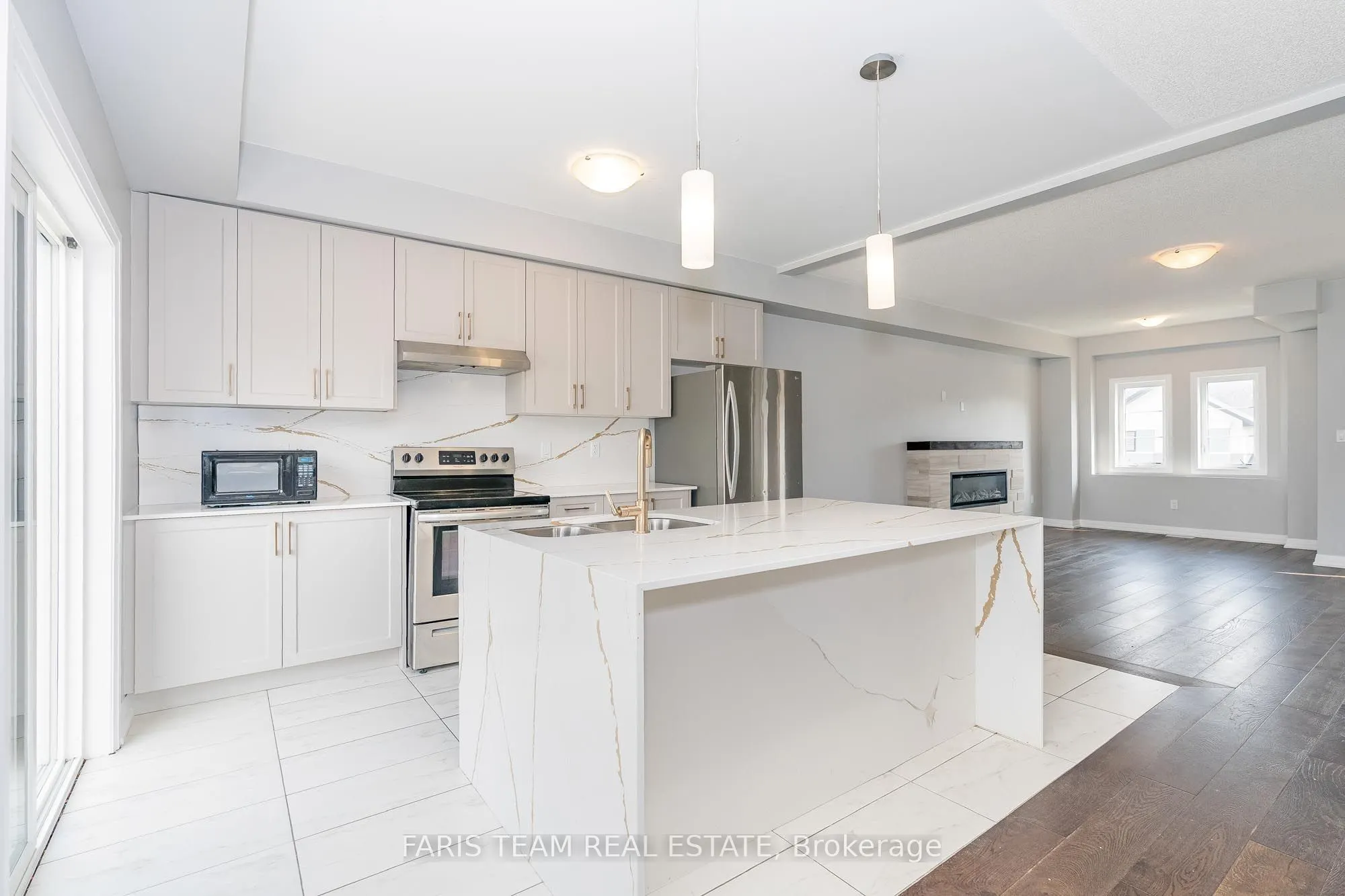 43 Lahey Crescent
