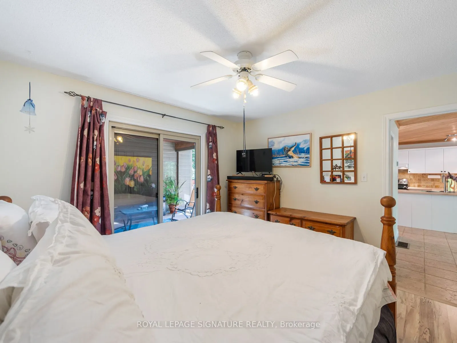 22 Iroquois Ridge