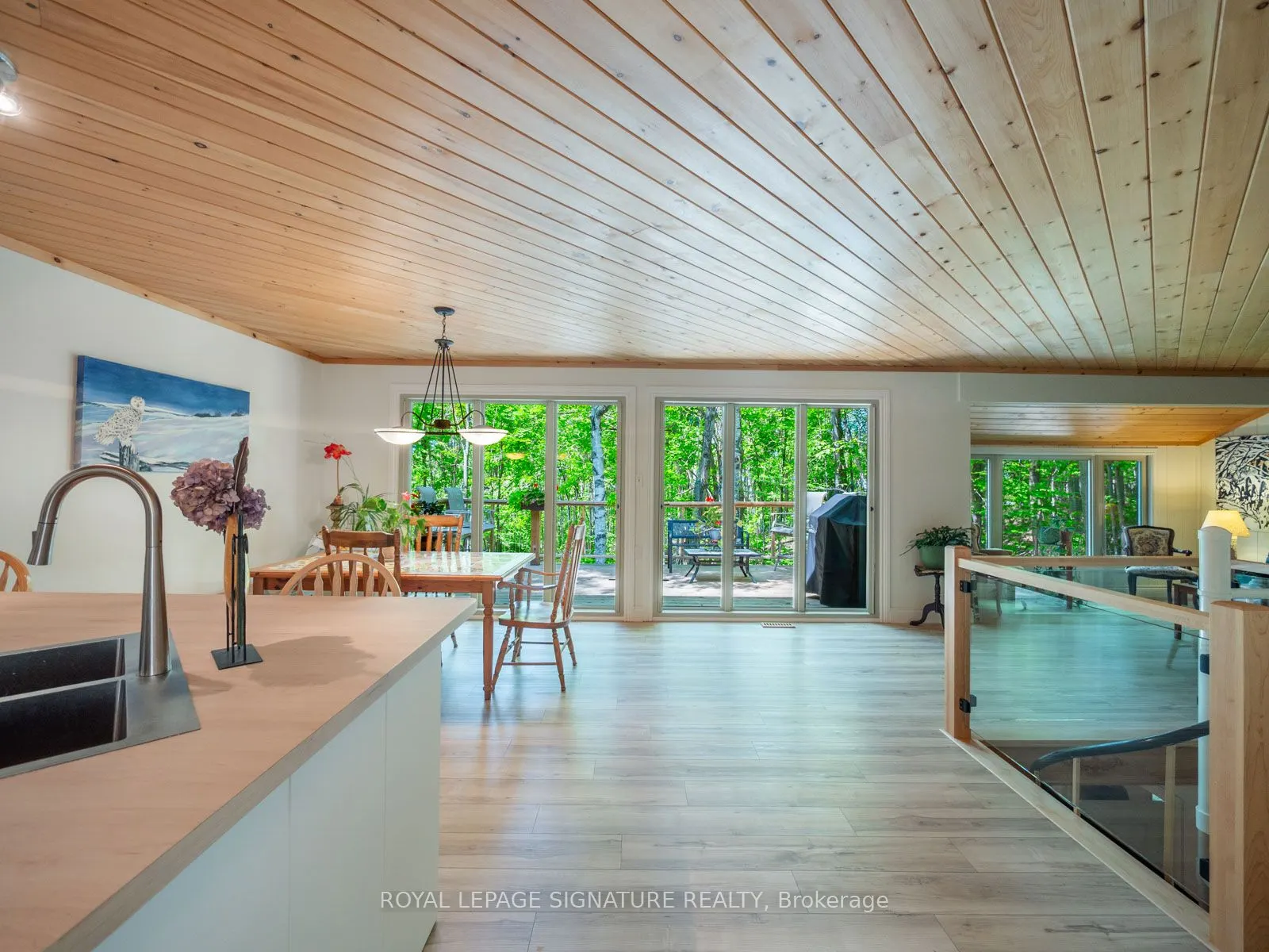 22 Iroquois Ridge