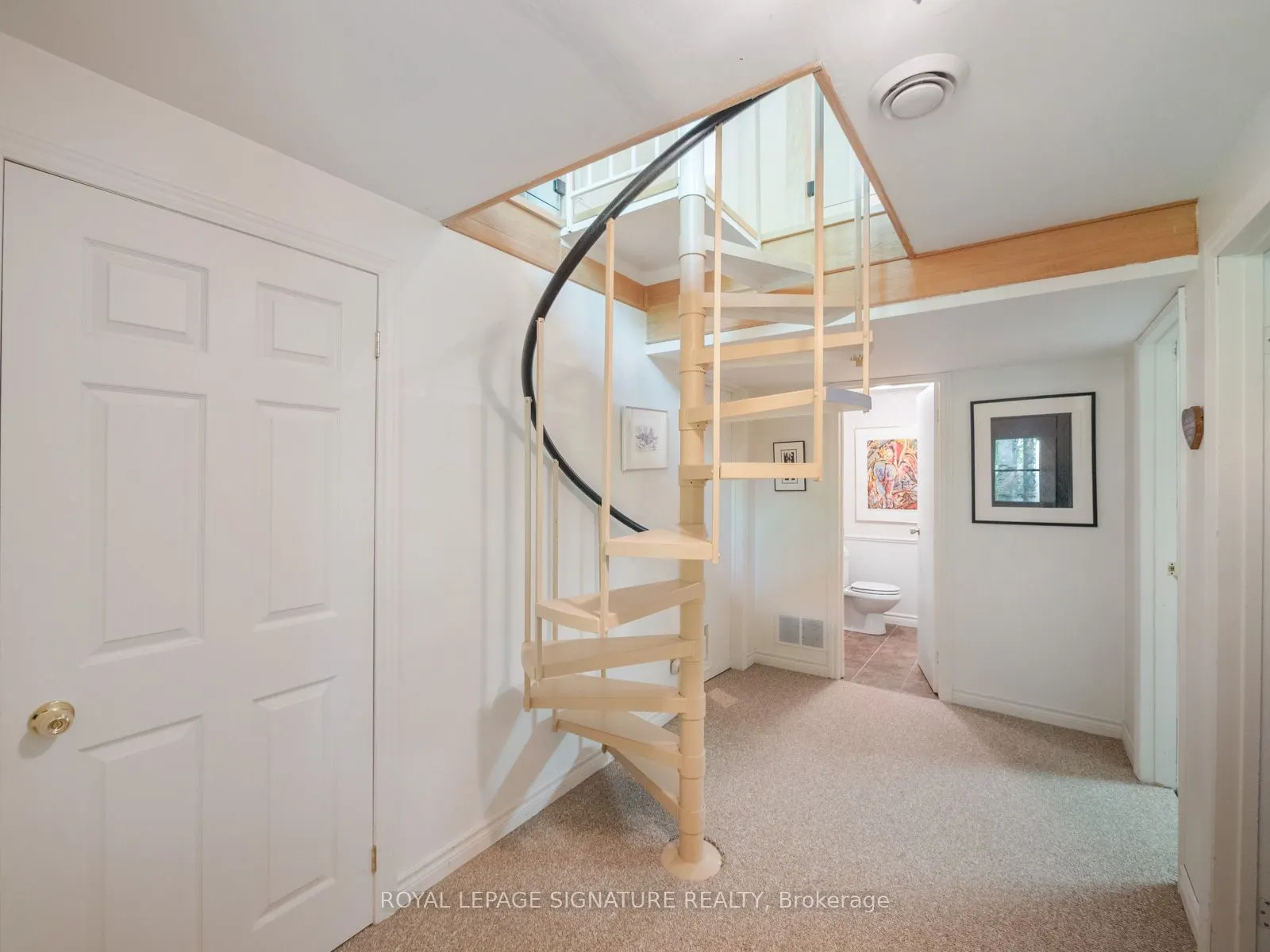 22 Iroquois Ridge