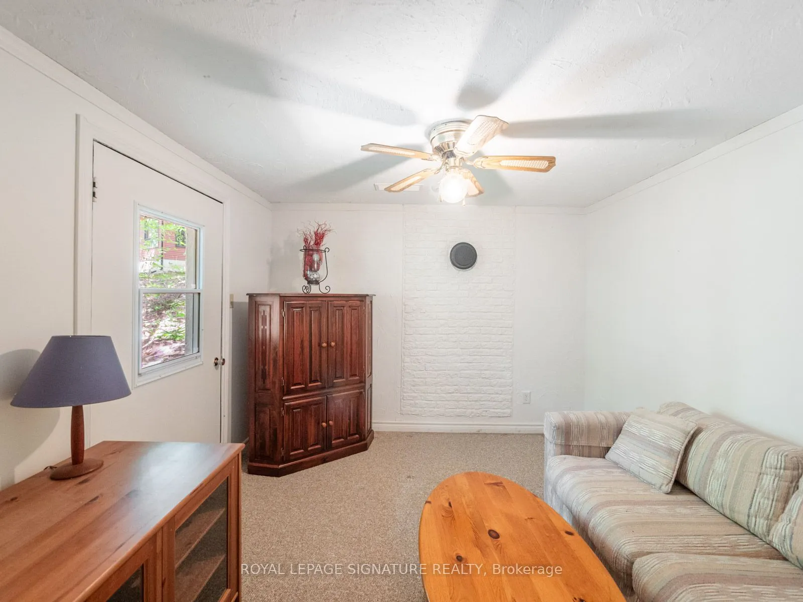 22 Iroquois Ridge