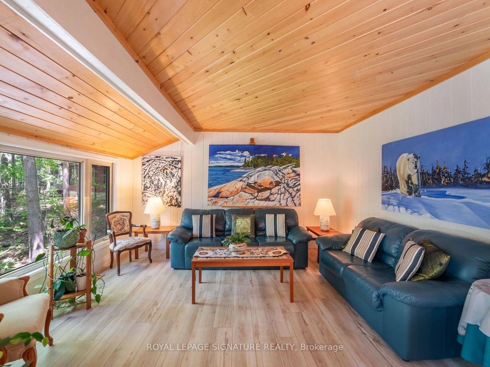 22 Iroquois Ridge