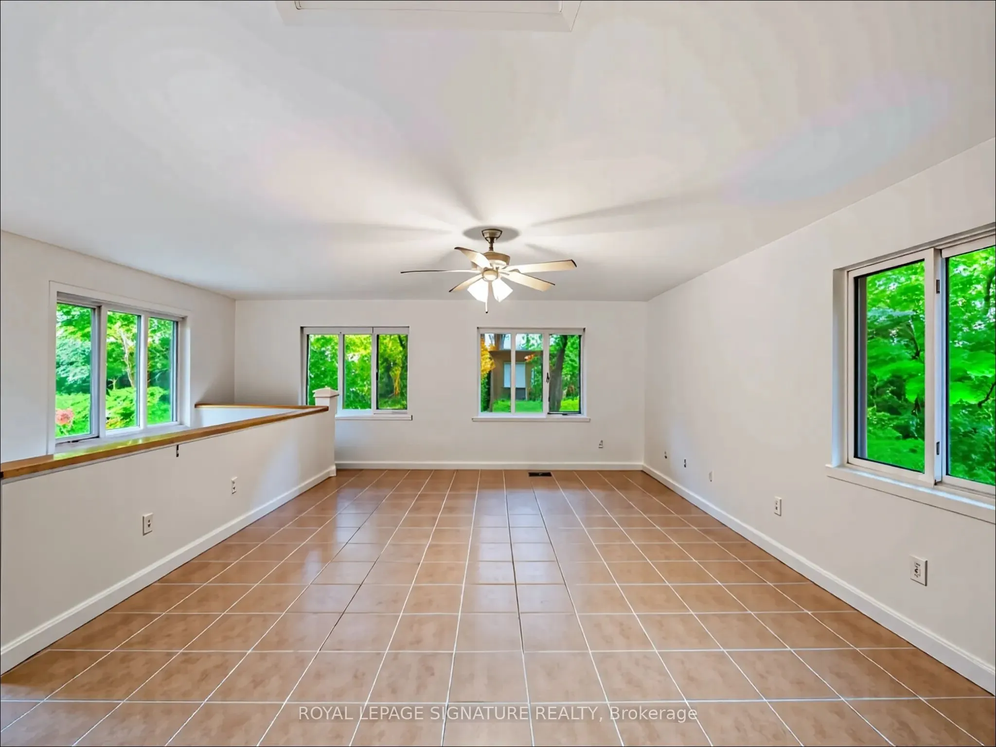 22 Iroquois Ridge