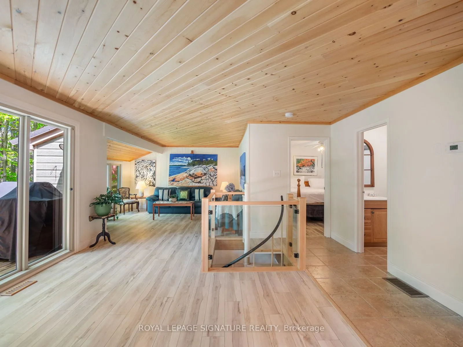 22 Iroquois Ridge