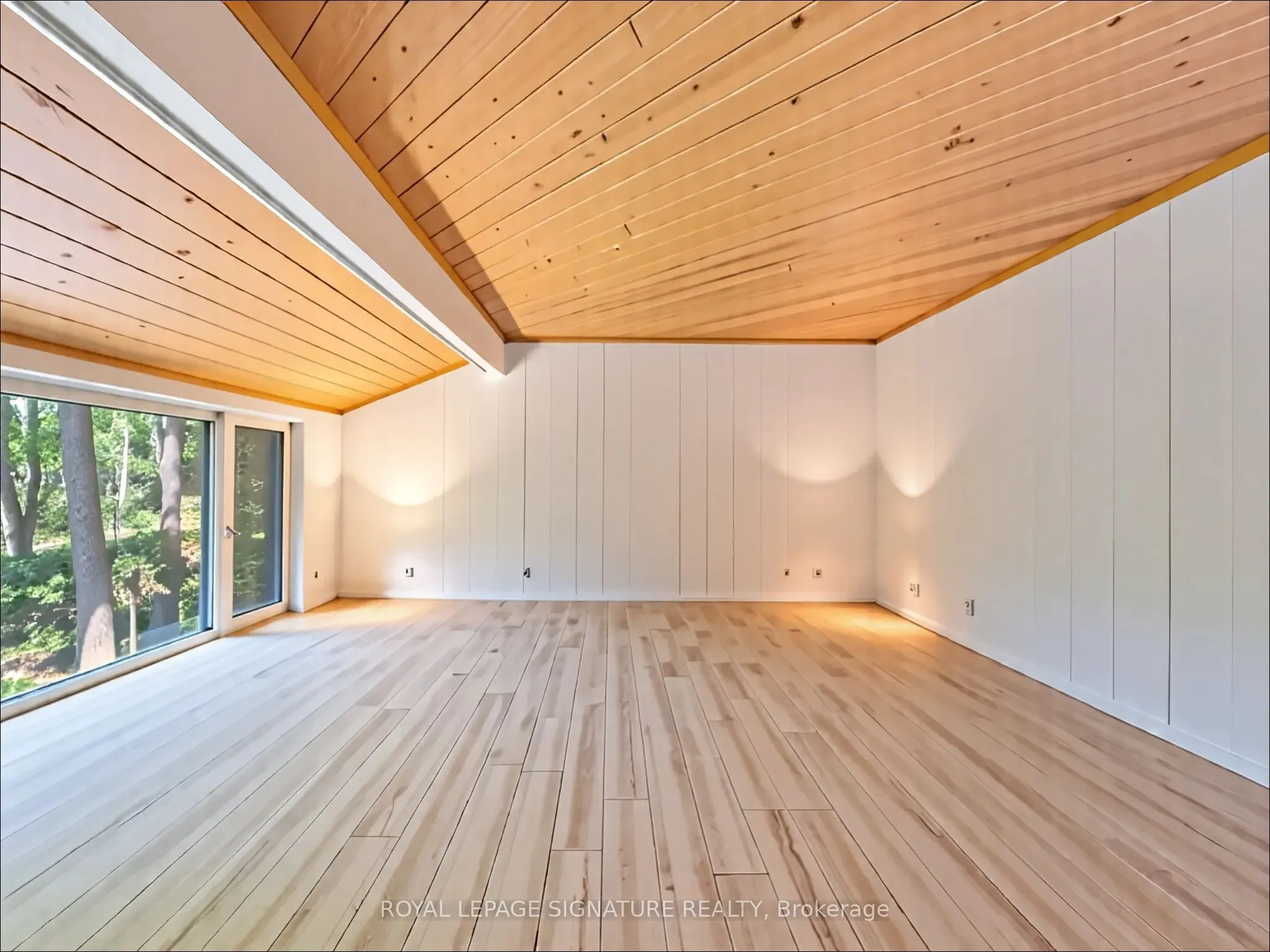 22 Iroquois Ridge