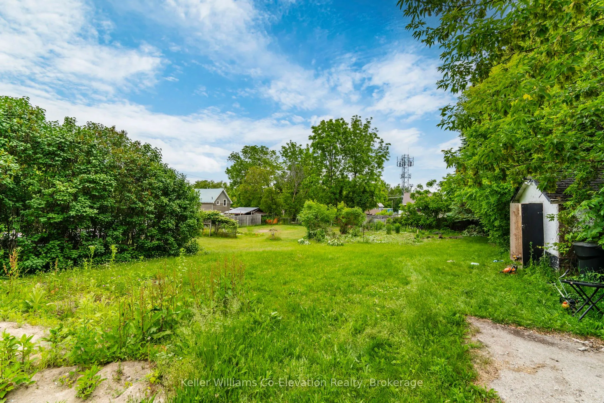 2121 Klondike Park Road