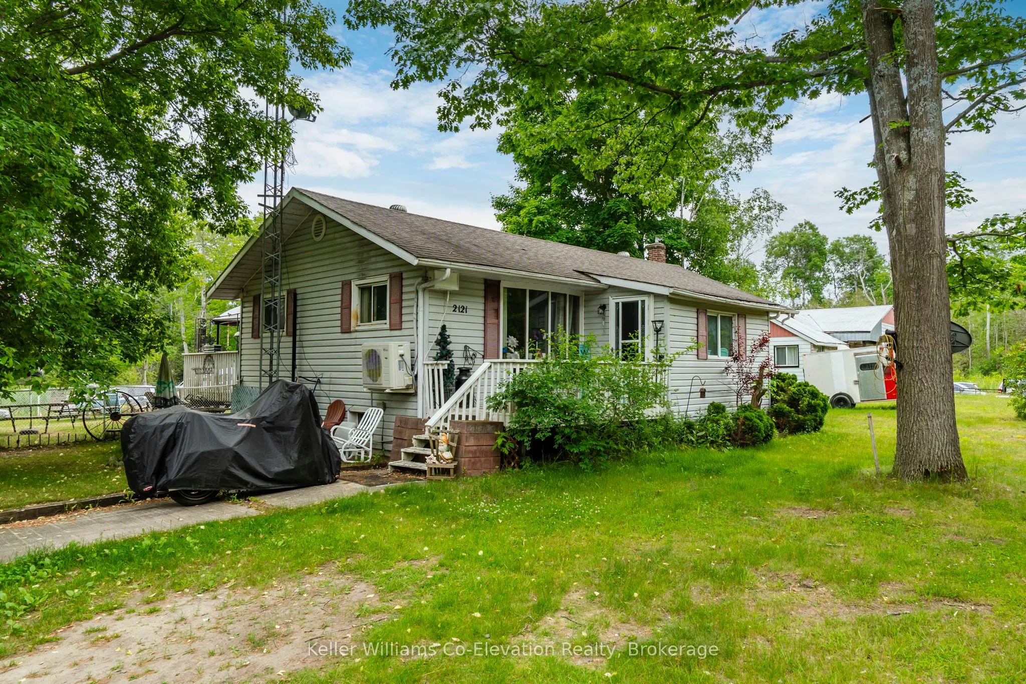 2121 Klondike Park Road