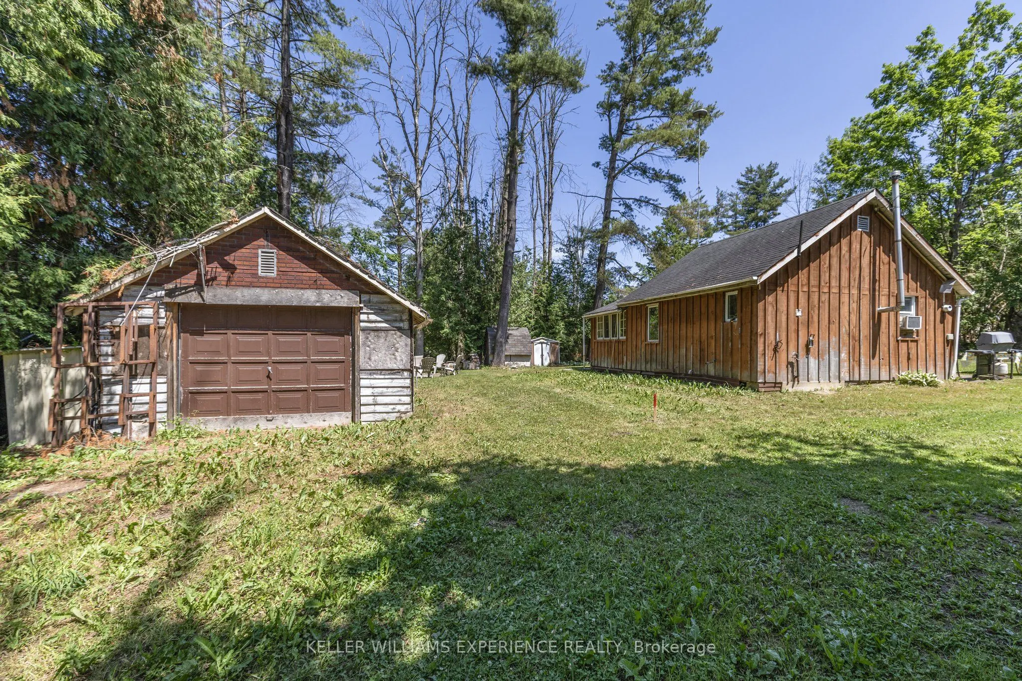 10 Simcoe Road