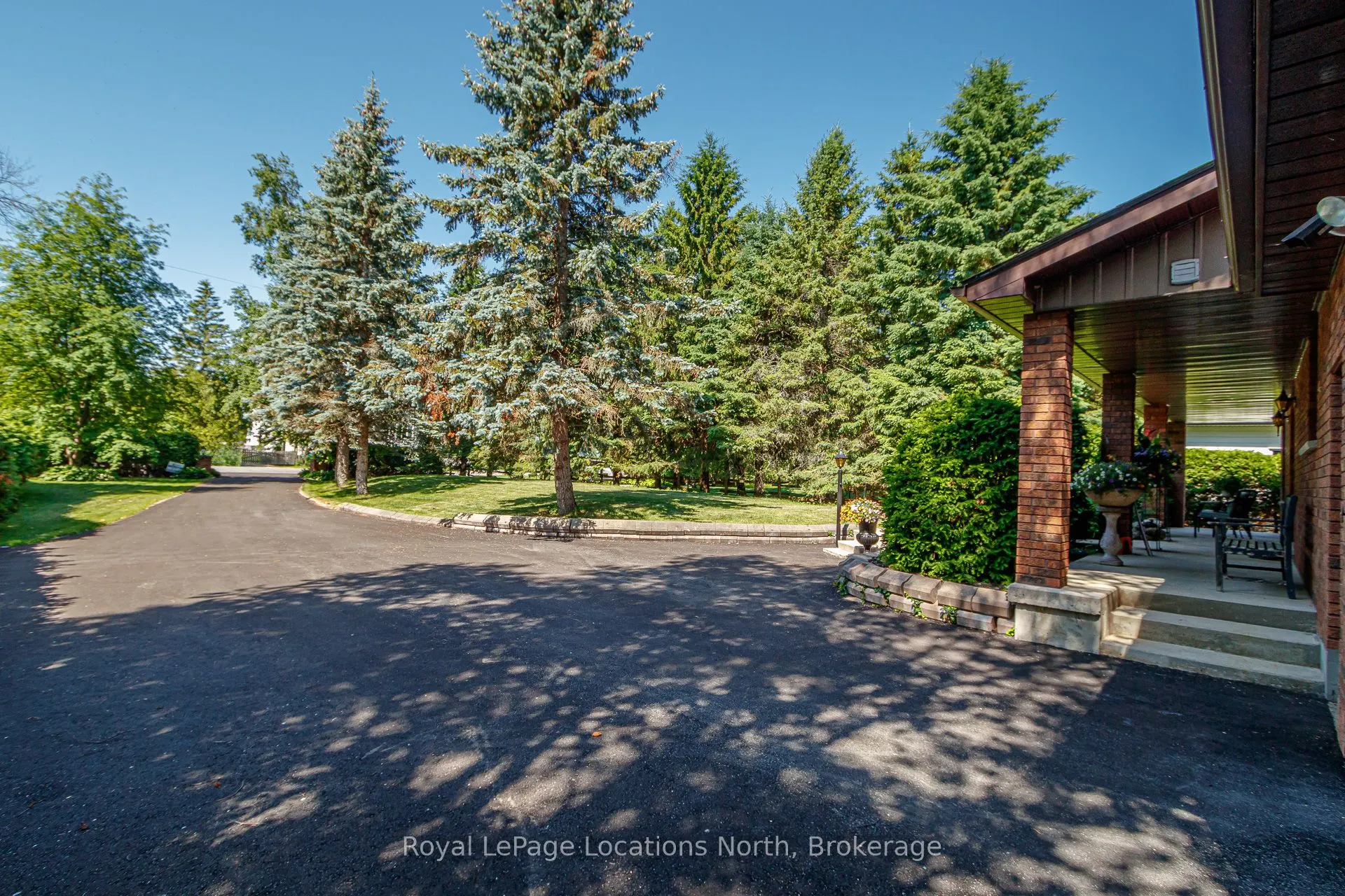 43 Georgian Manor Drive