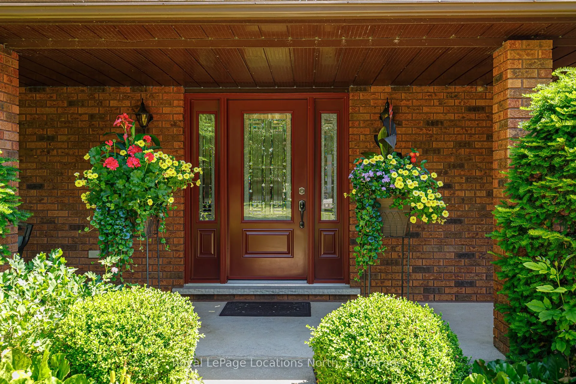 43 Georgian Manor Drive