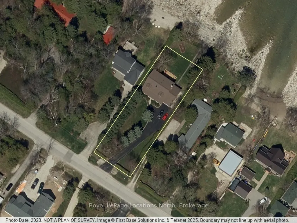 43 Georgian Manor Drive