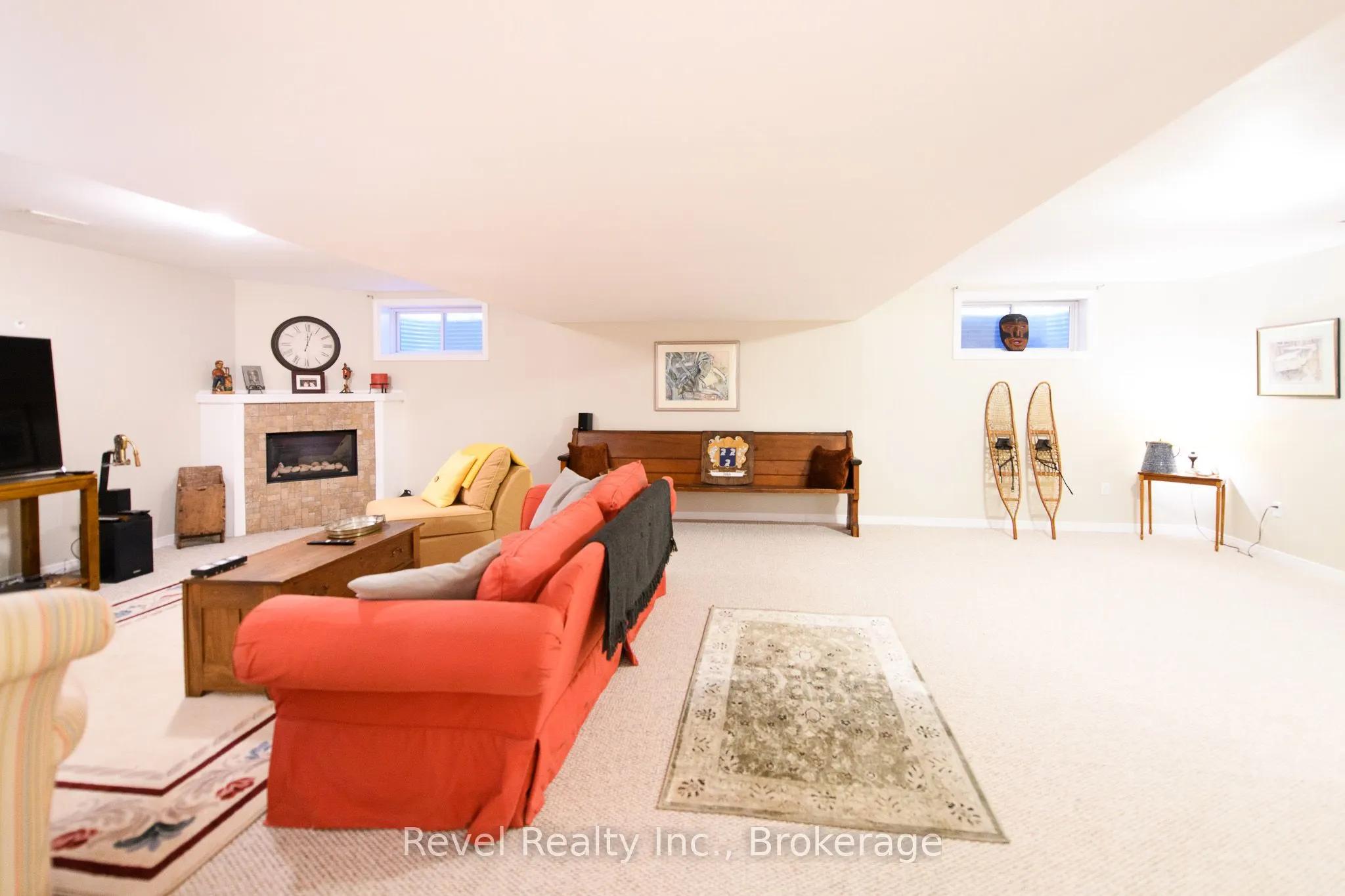 73 Chamberlain Crescent