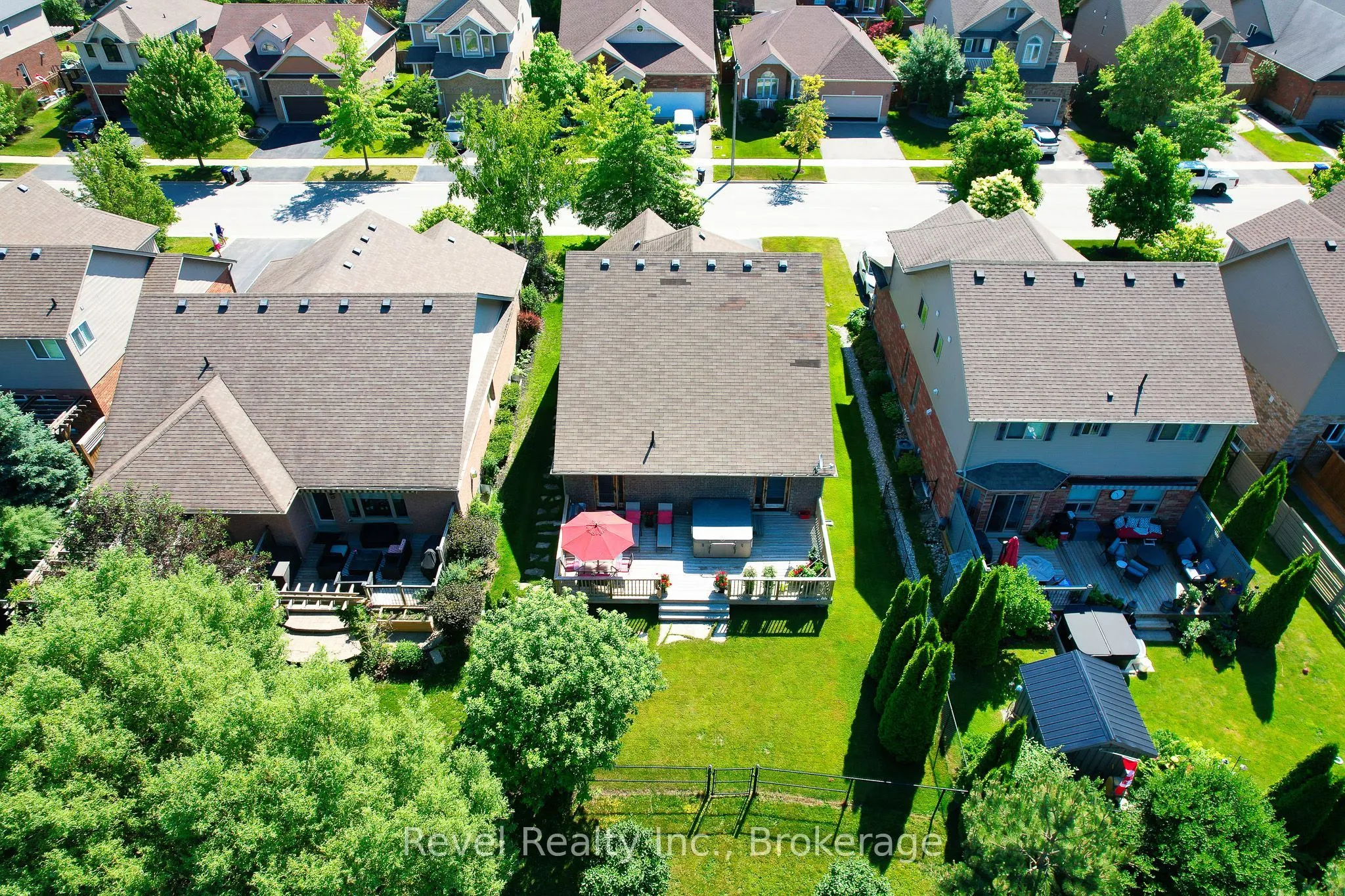 73 Chamberlain Crescent