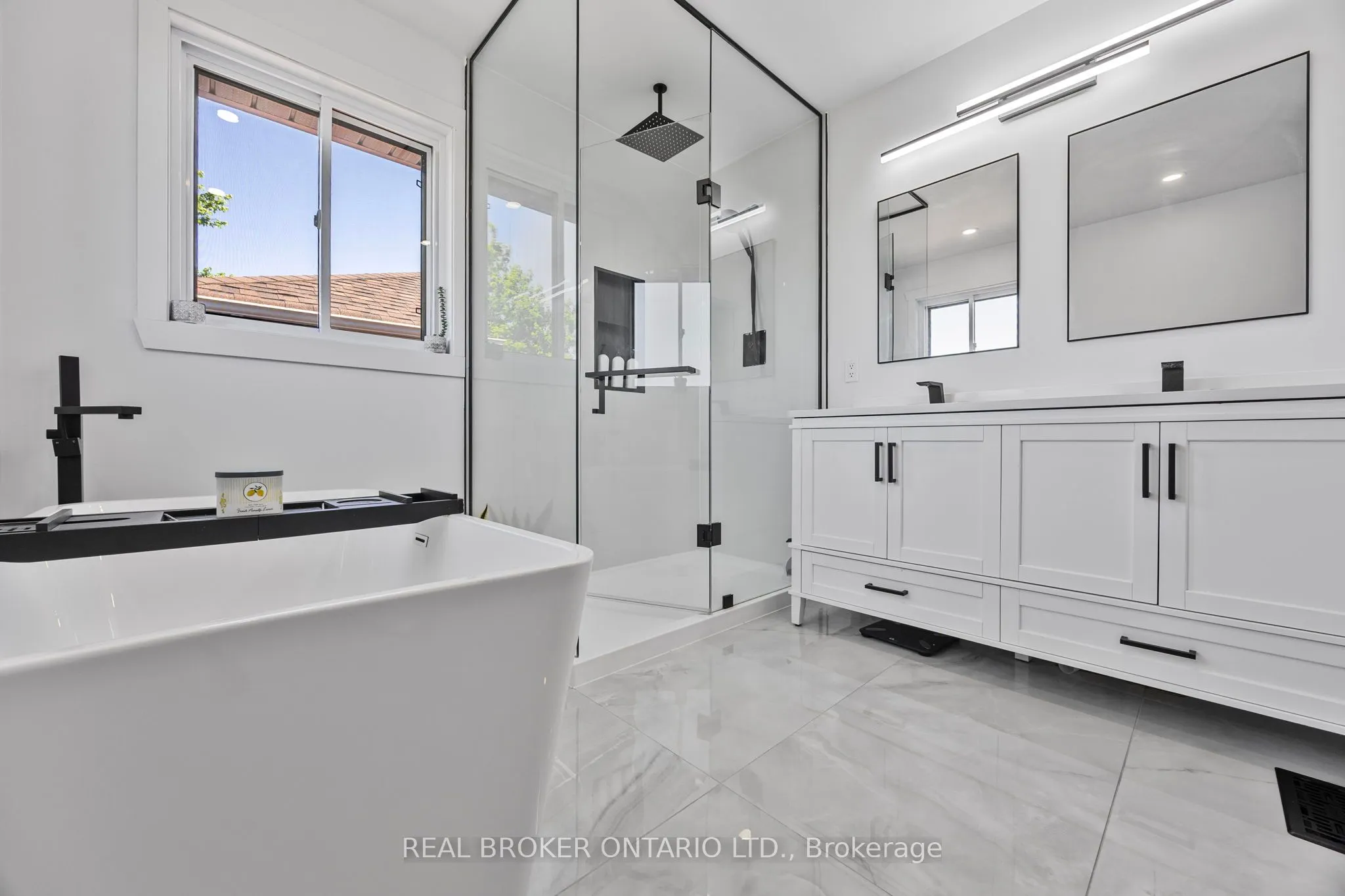32 BLACK WILLOW Drive