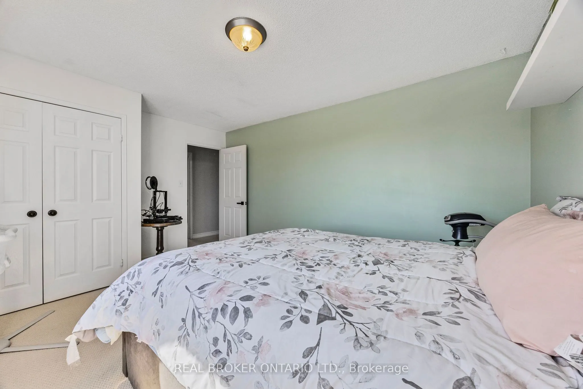 32 BLACK WILLOW Drive