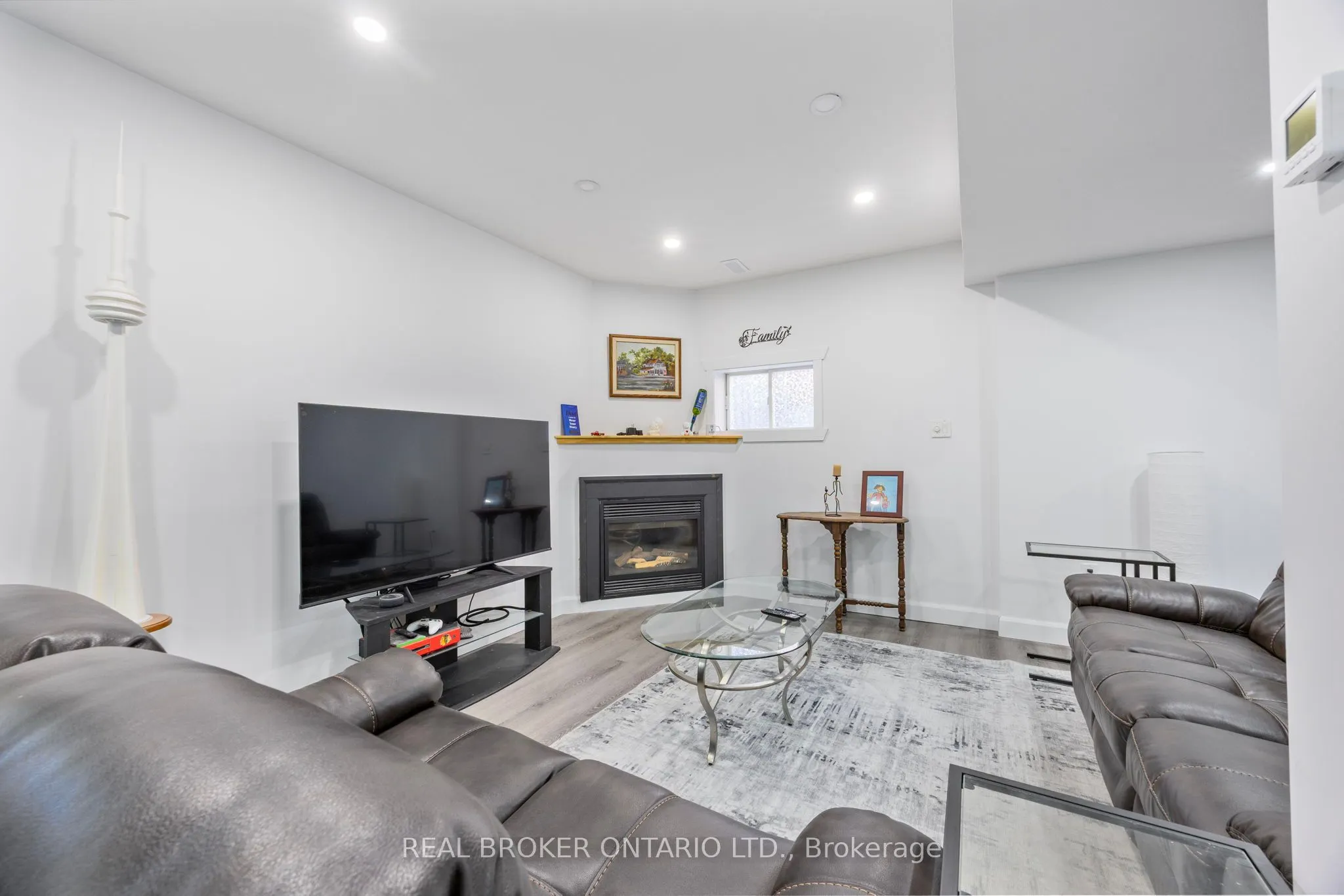 32 BLACK WILLOW Drive