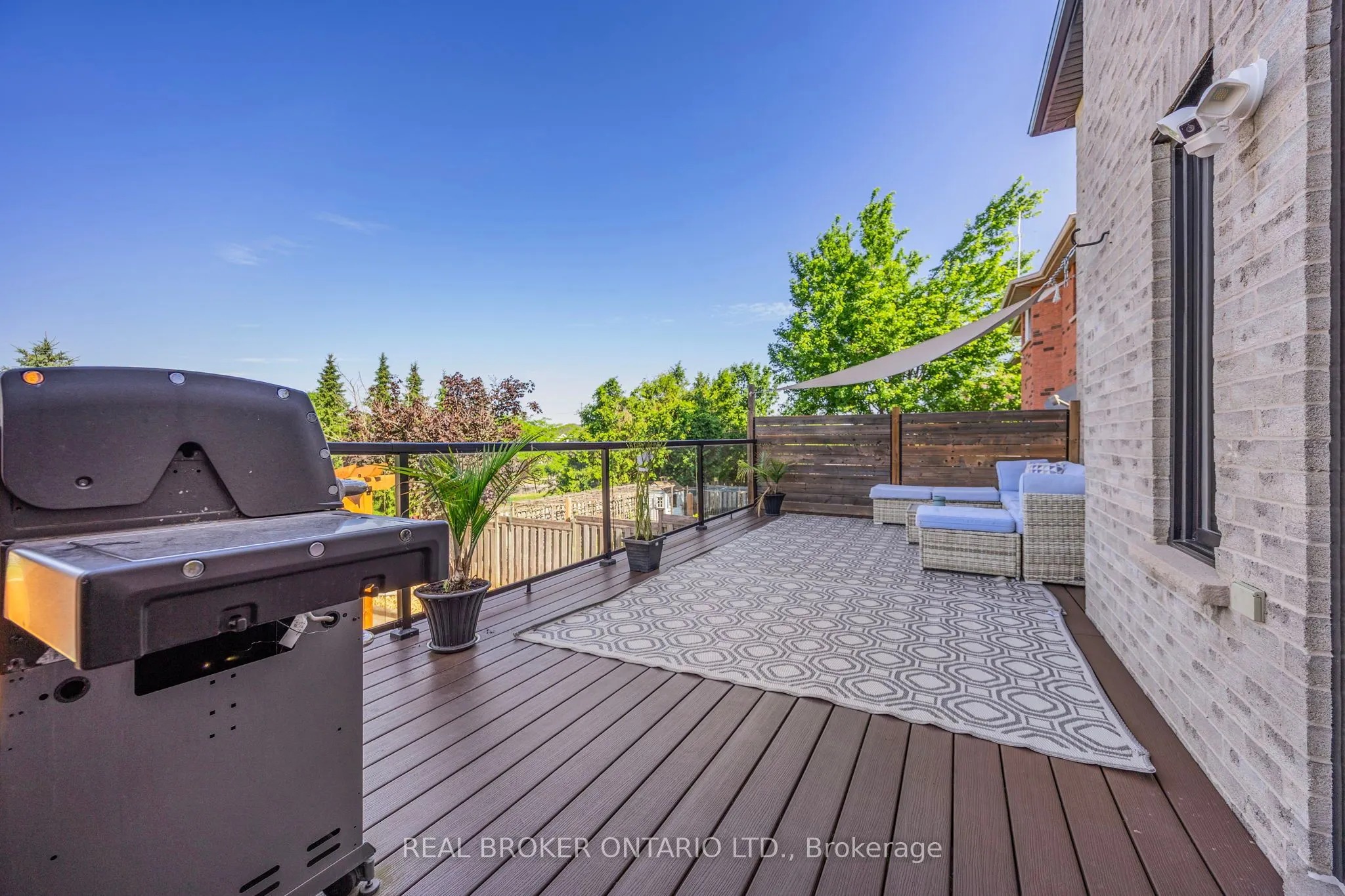 32 BLACK WILLOW Drive