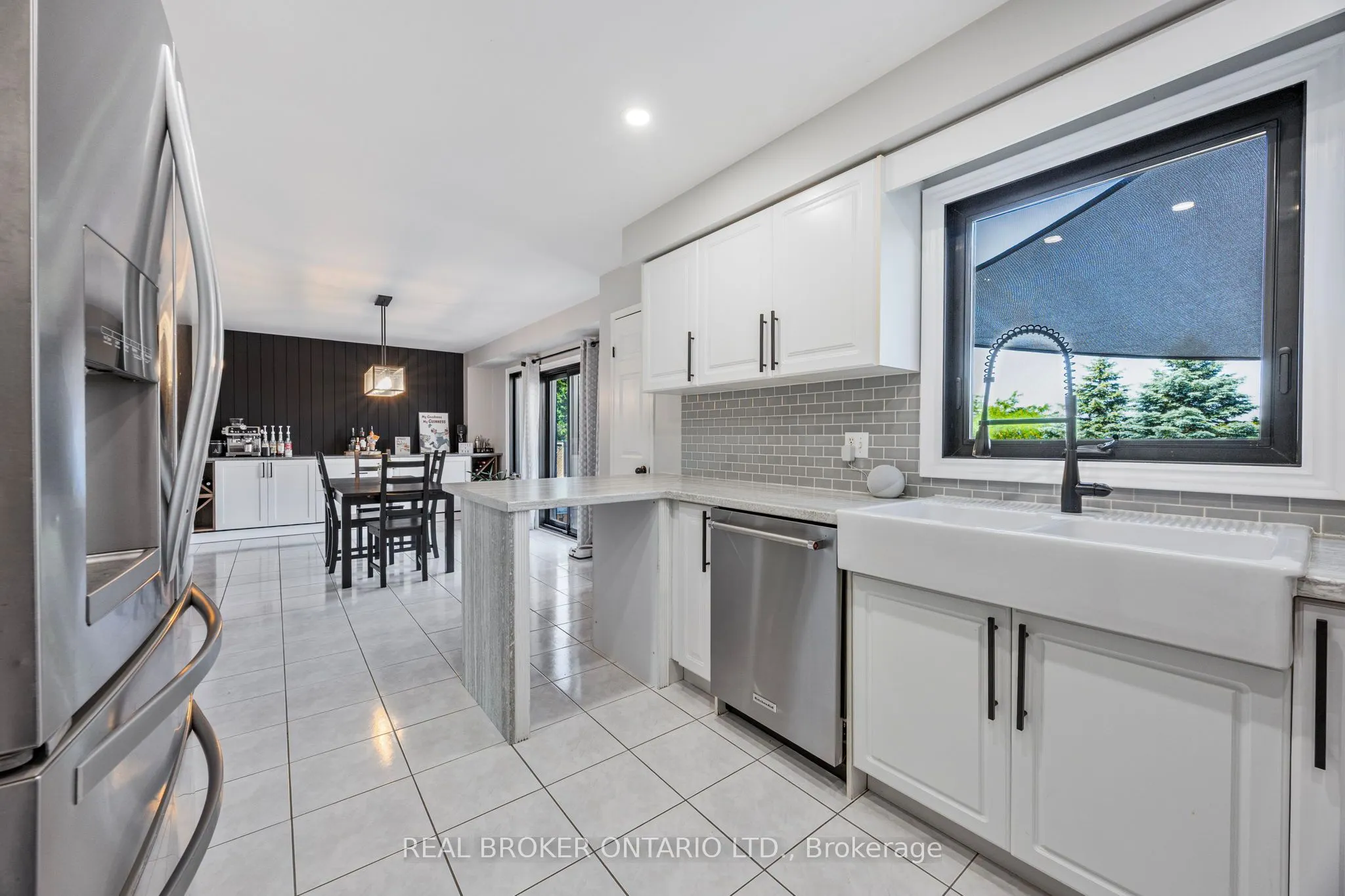 32 BLACK WILLOW Drive