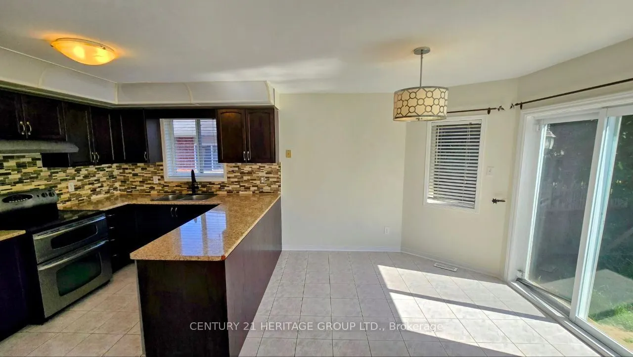 482 Ferndale Drive N