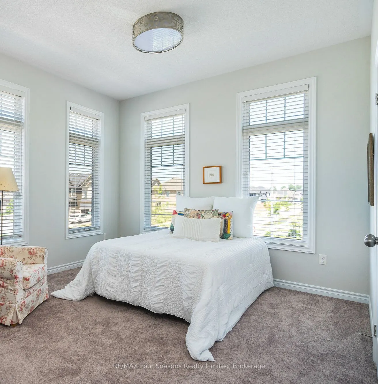 64 Kirby Avenue