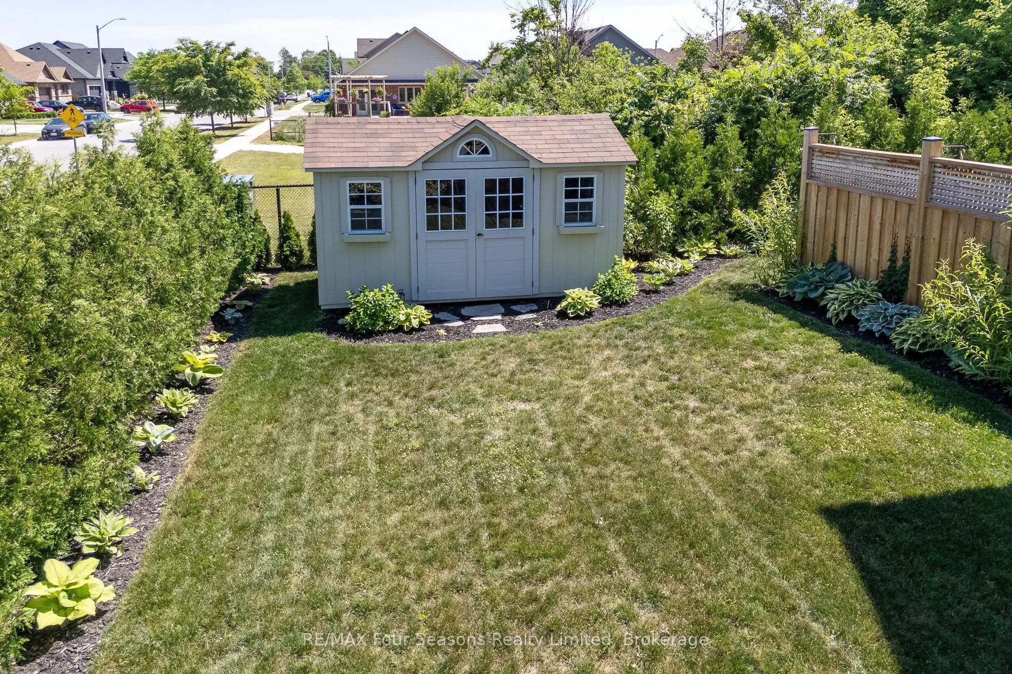 64 Kirby Avenue