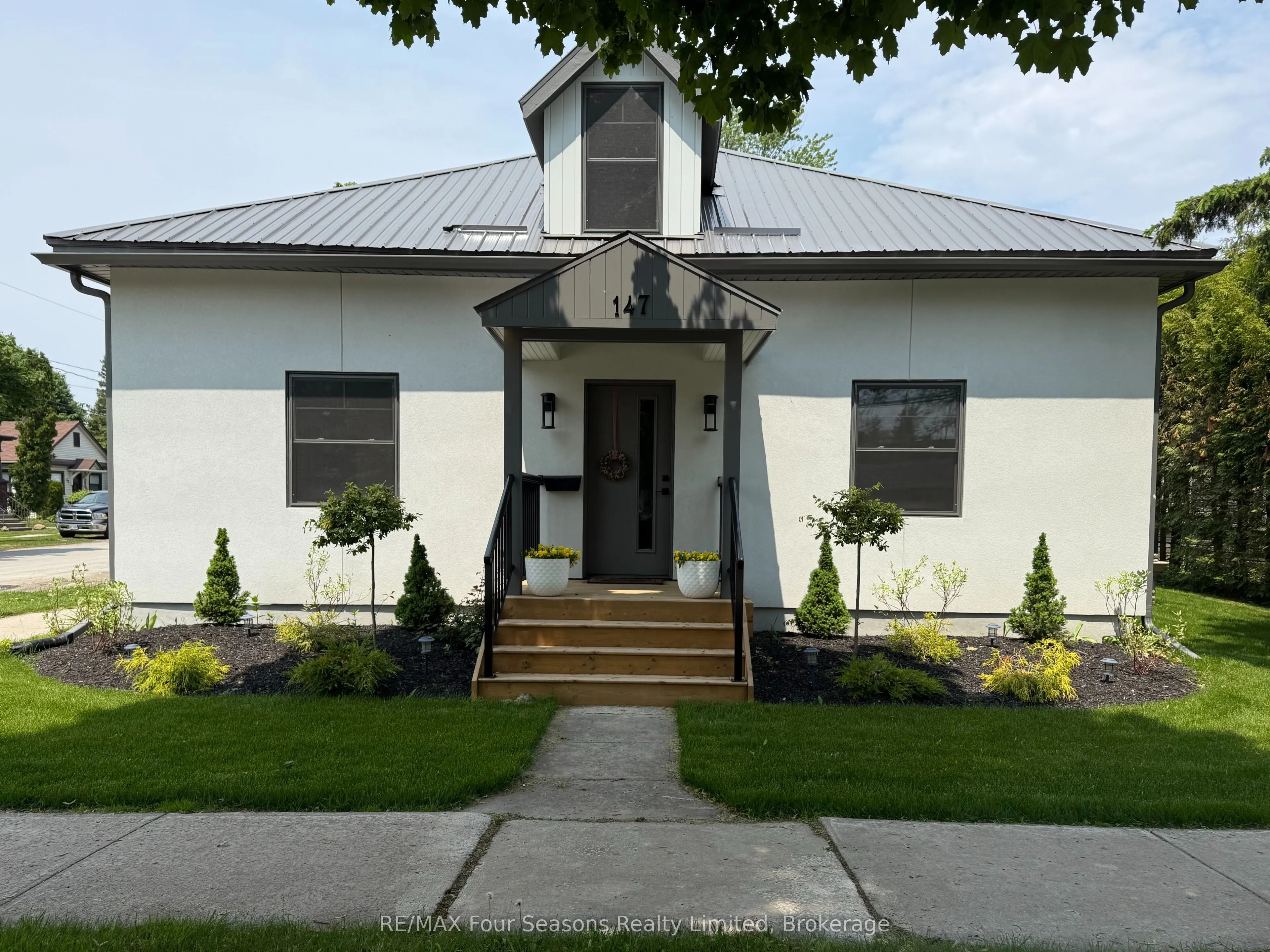 147 Second Street
