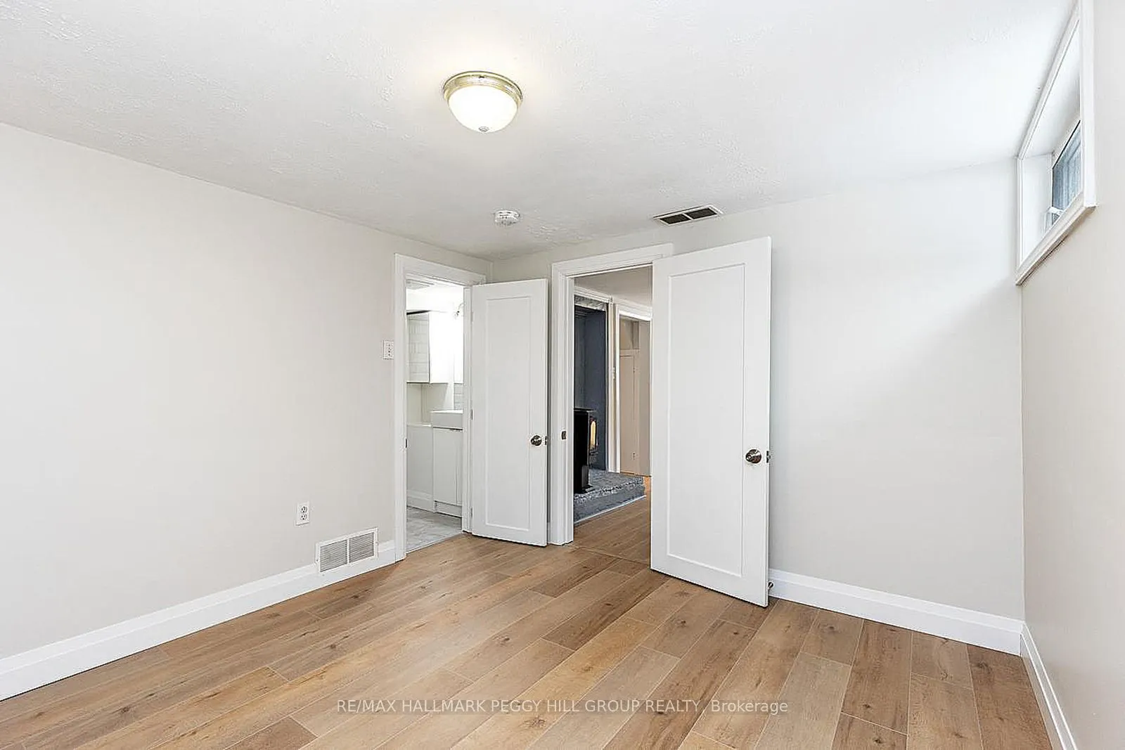 152 Owen Street
