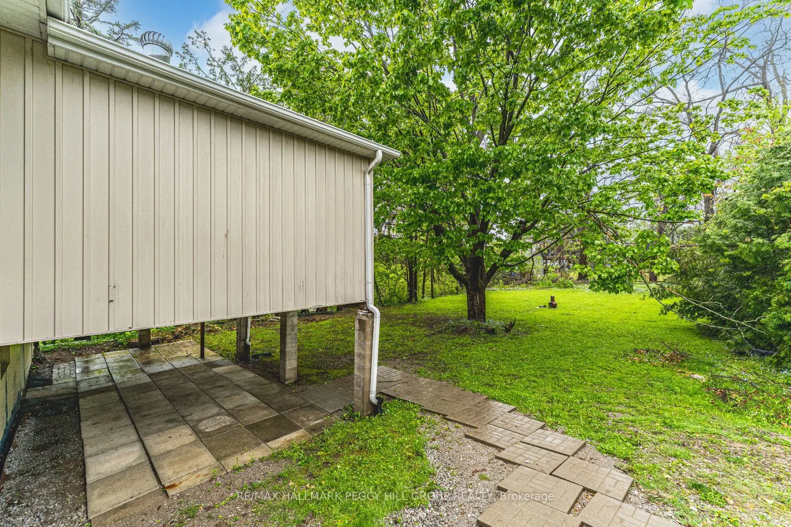 152 Owen Street
