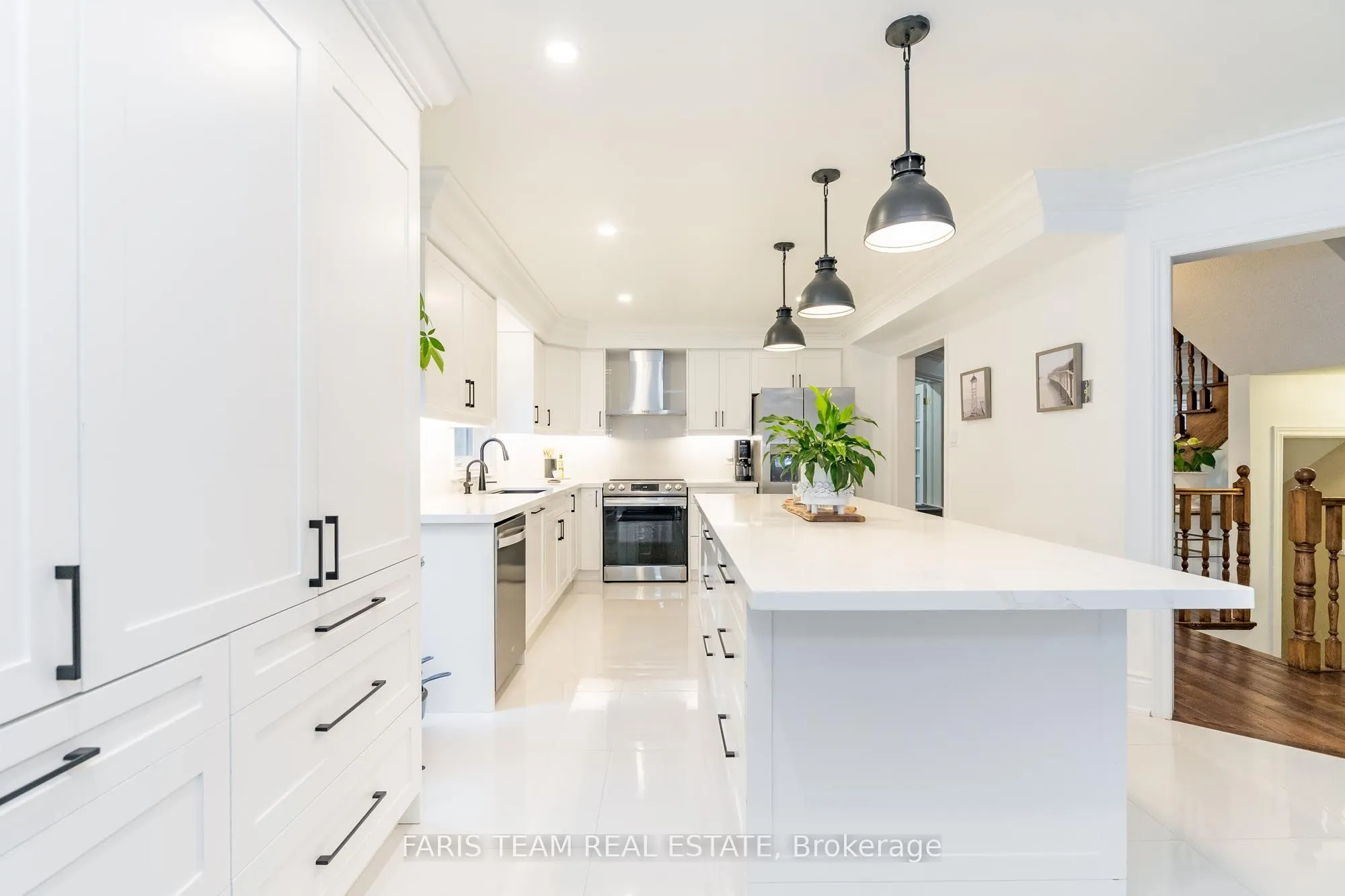 6 Alana Drive