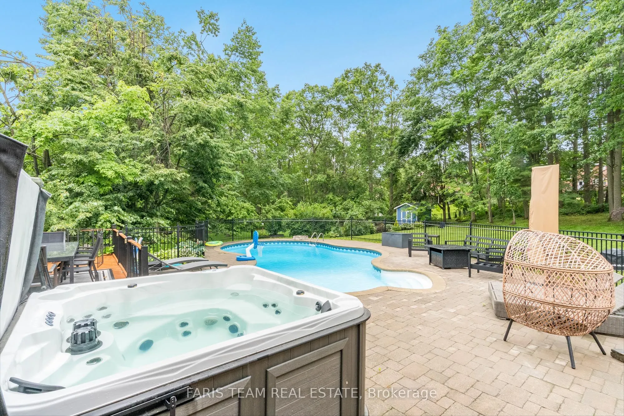 6 Alana Drive