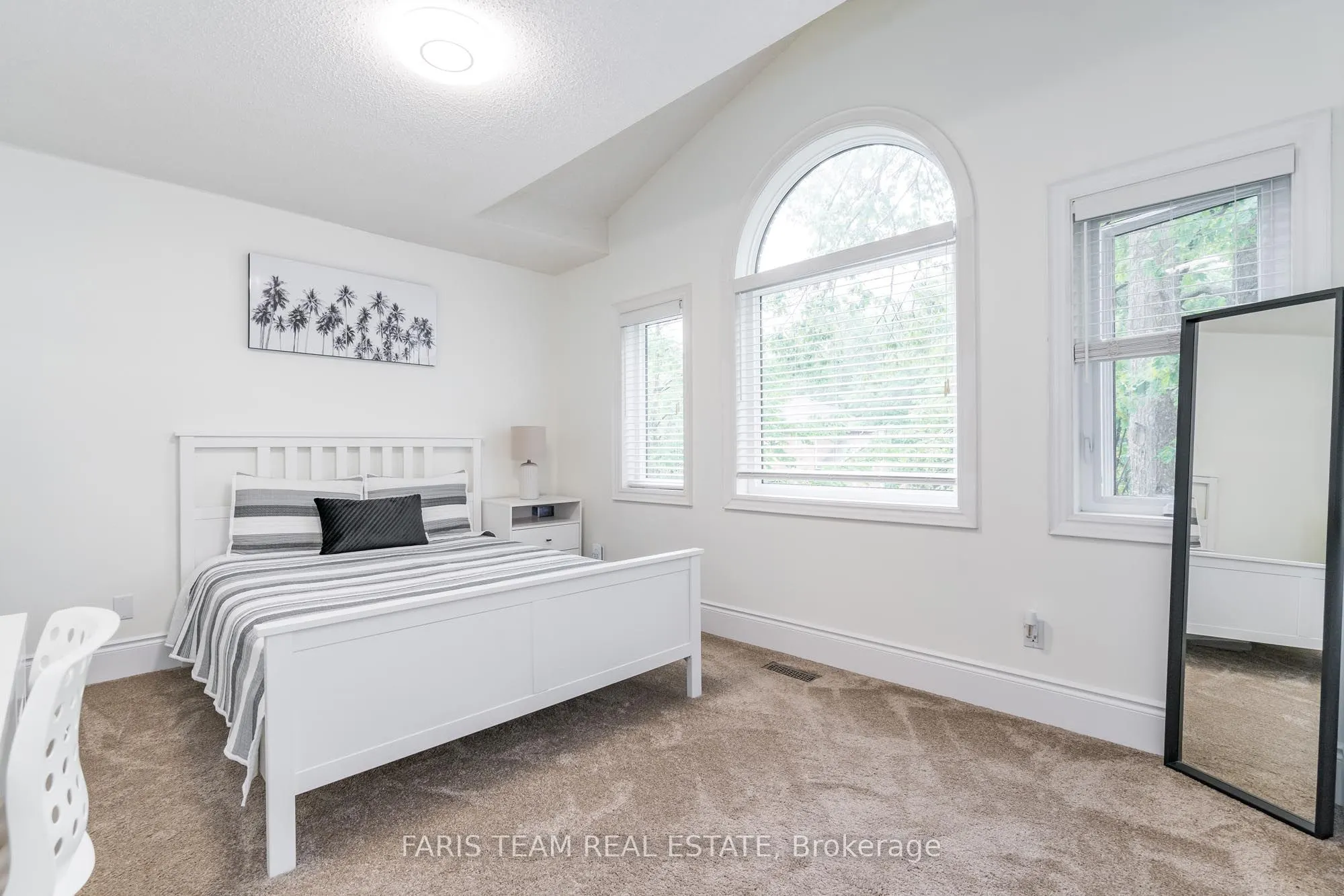 6 Alana Drive