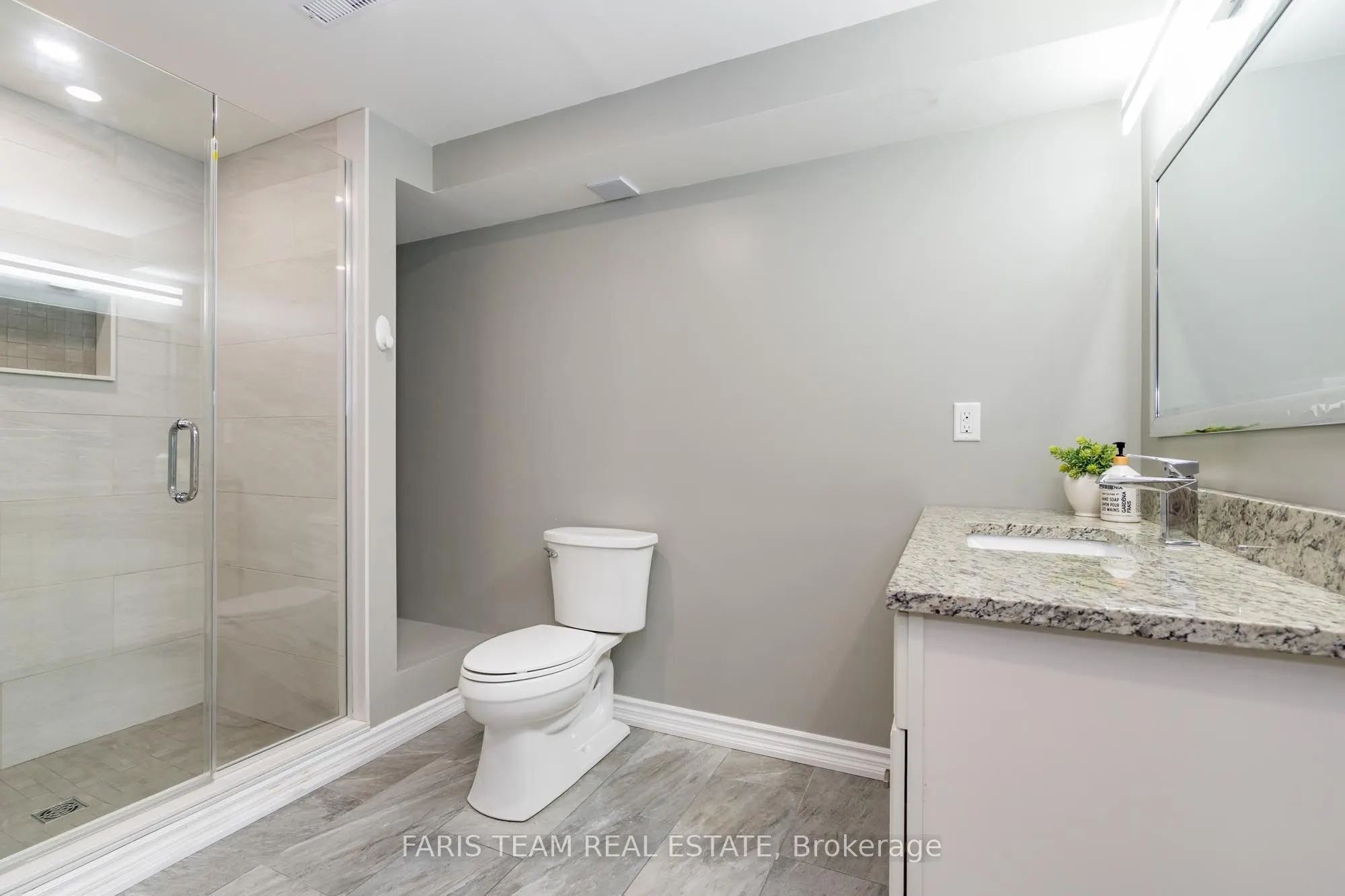 6 Alana Drive