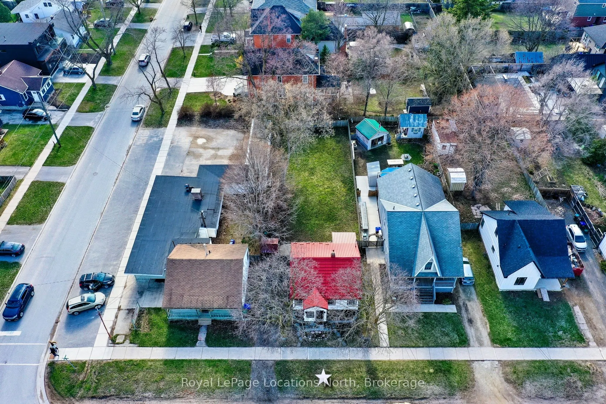 452 Hurontario Street