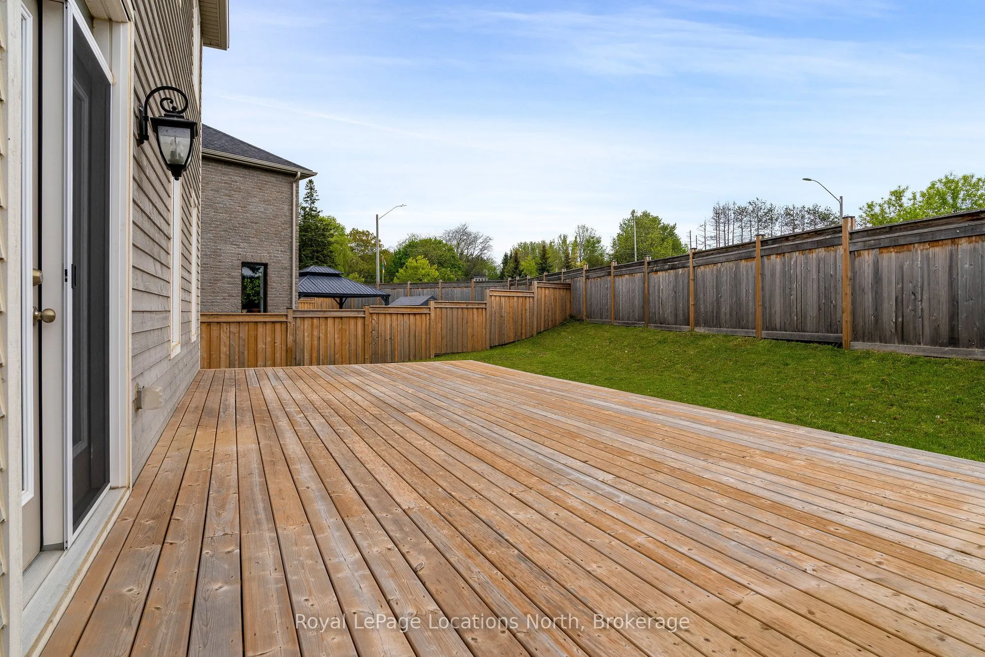 81 Lockerbie Crescent
