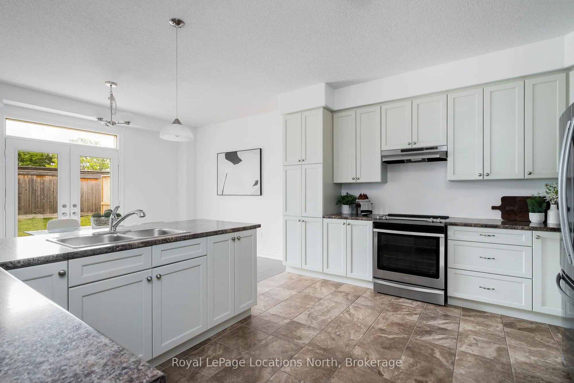 81 Lockerbie Crescent