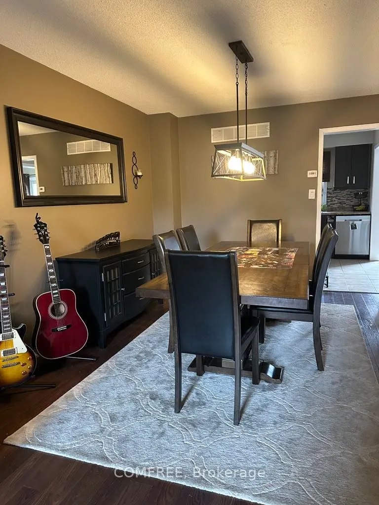 61 Carruthers Crescent